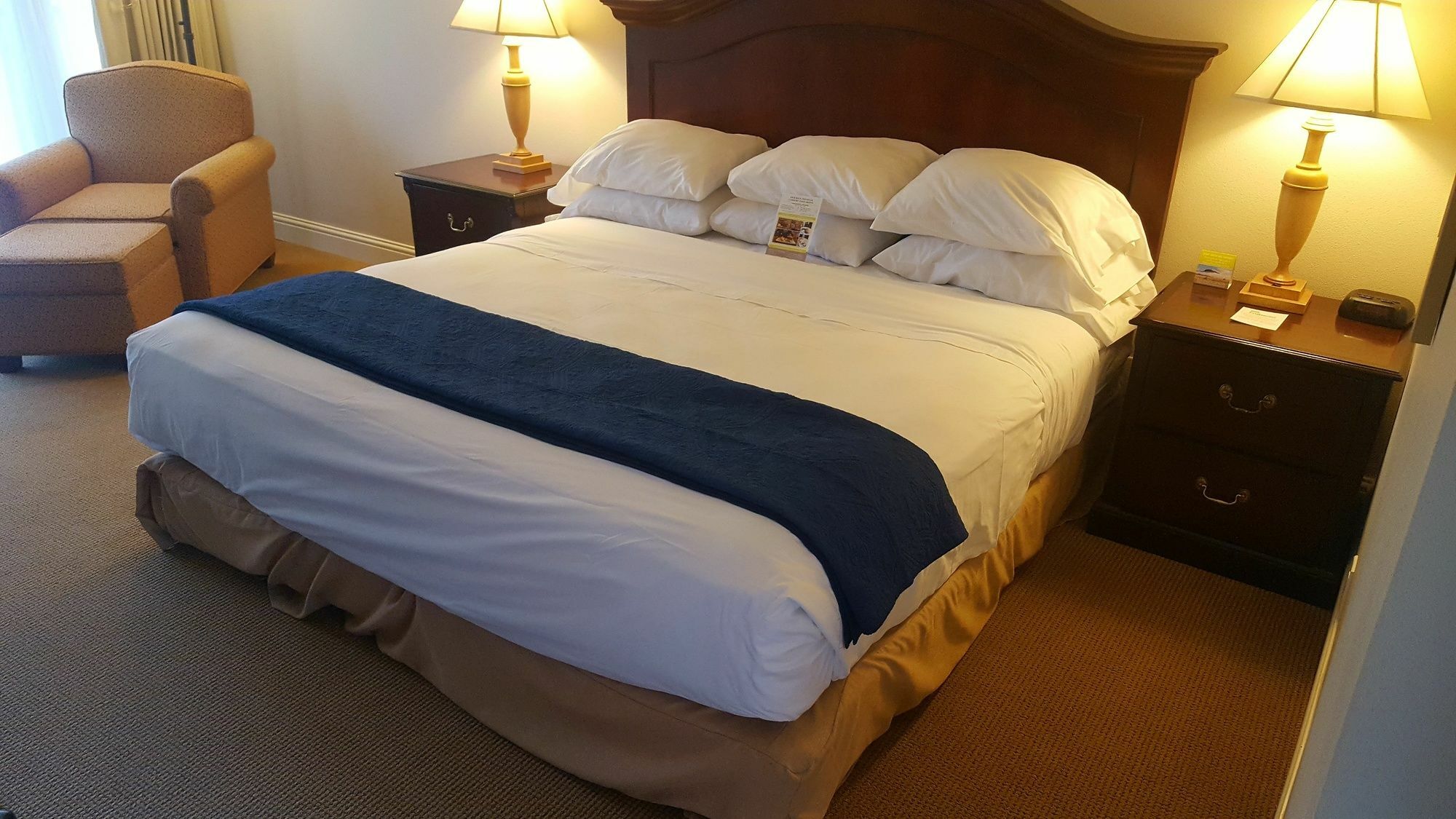Inn At The Commons 메드퍼드 외부 사진