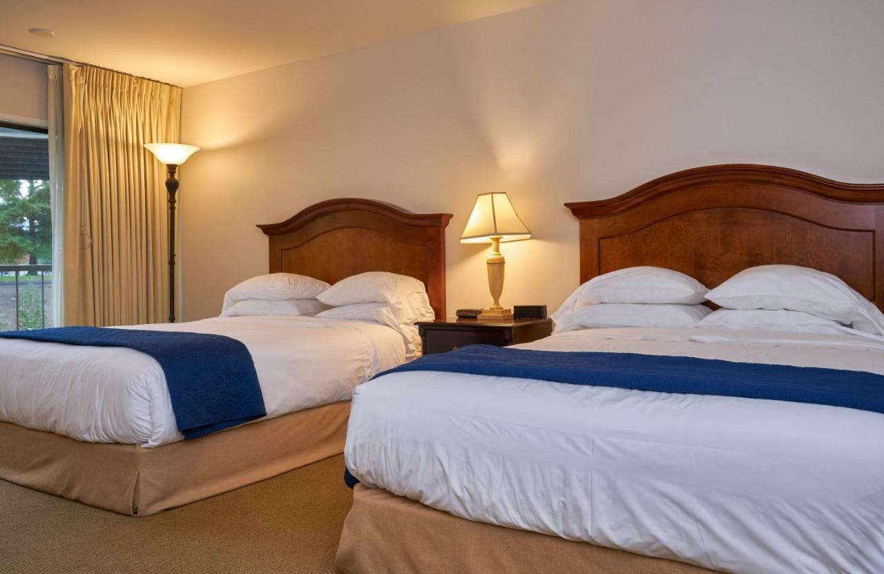 Inn At The Commons 메드퍼드 외부 사진